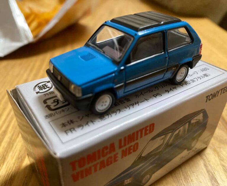 フィアットパンダのミニカー