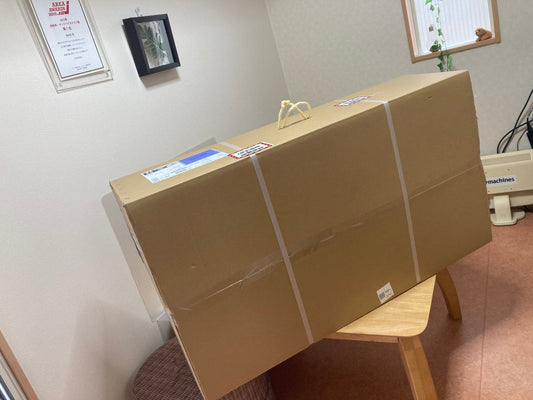 スカイラインのレトロフィットキット（R134aエアコン変更キット）